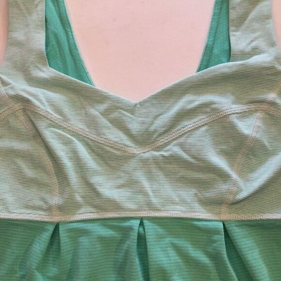 Lululemon Athletica Elastic Waist Tank Top - Picture 4 of 6